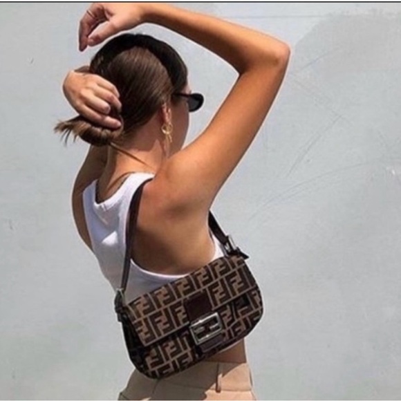 Fendi Handbags - Fendi Zucca Baguette